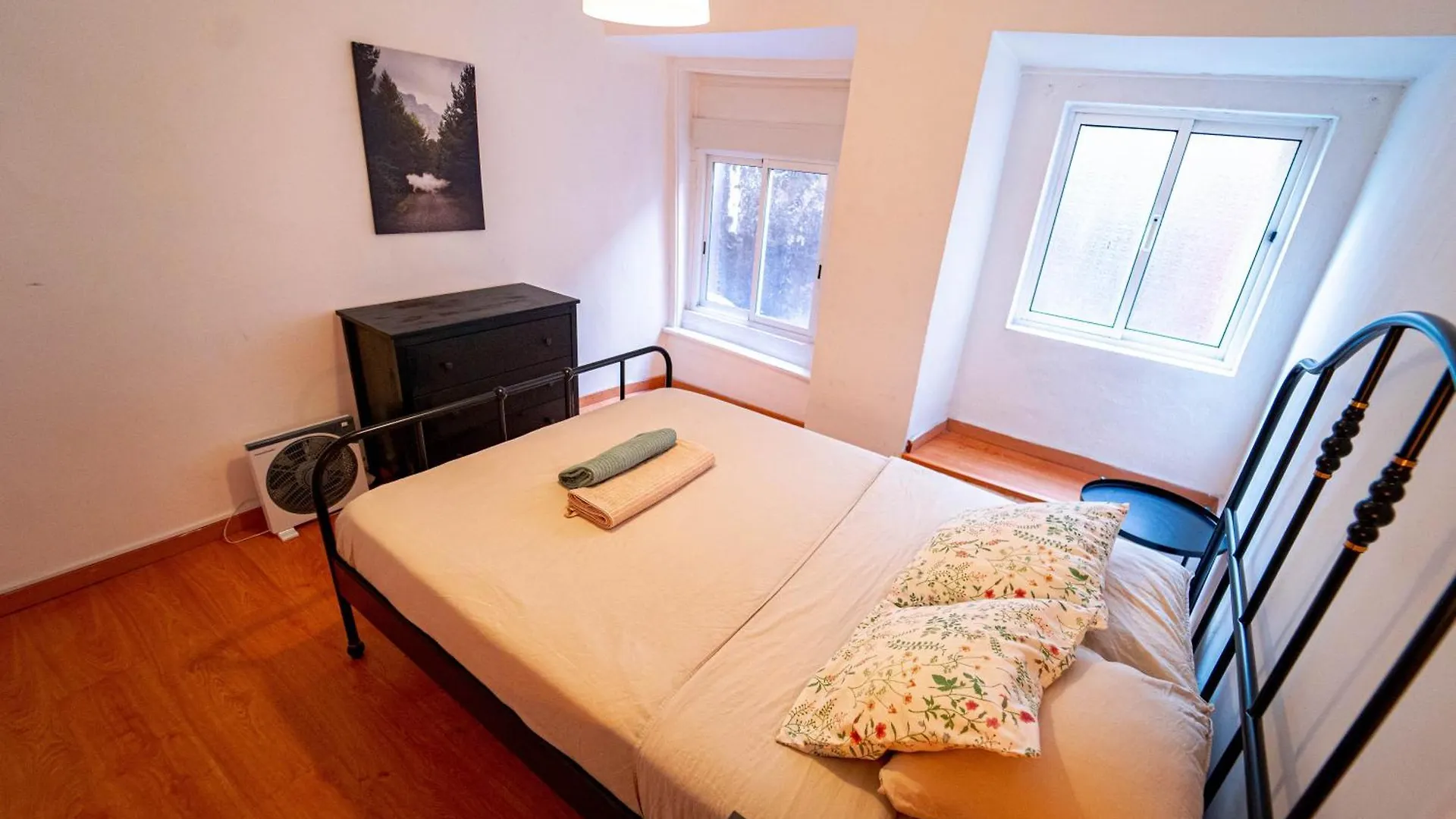 Bedrooms In Bairro Alto Lisbon Homestay